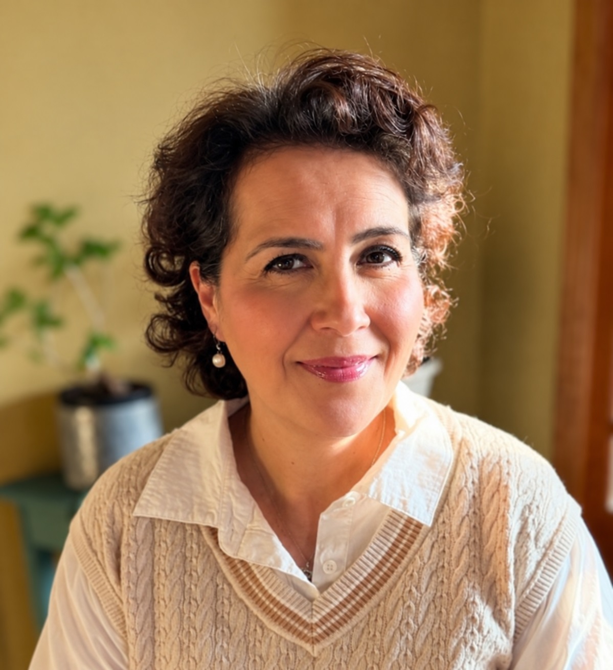 Brenda Perez Headshot